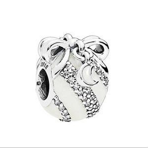 Pandora charm Christmas limited edition